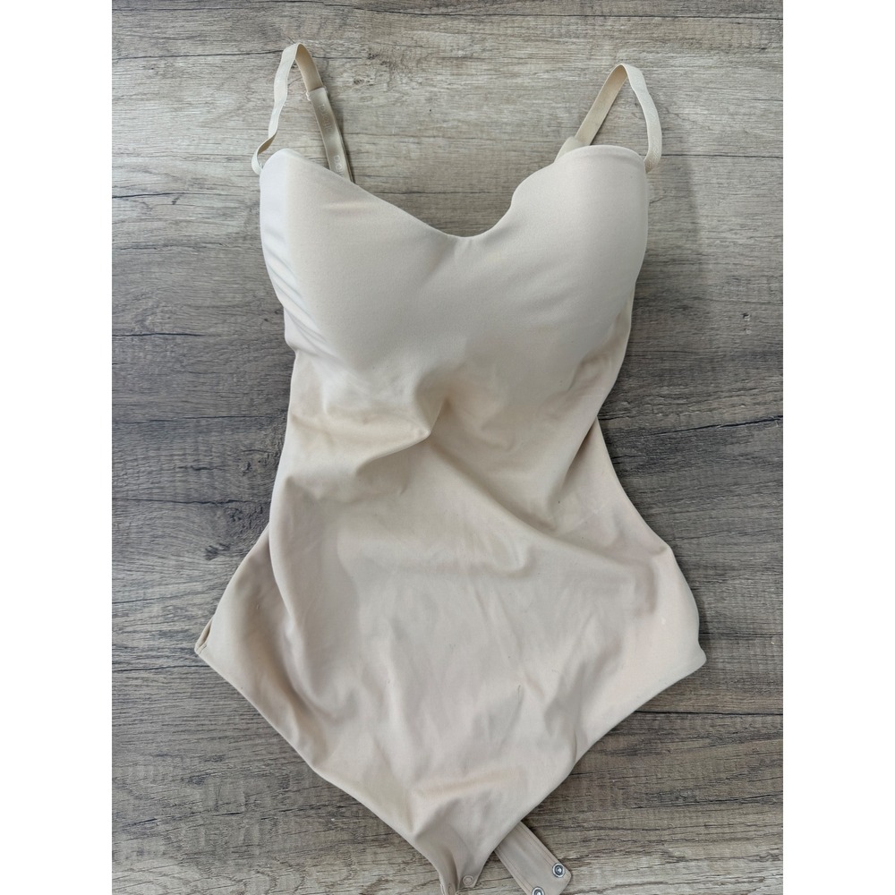 Wolford 535806M Nude Shapewear Bodysuit Molded Underwire Cup D Size S